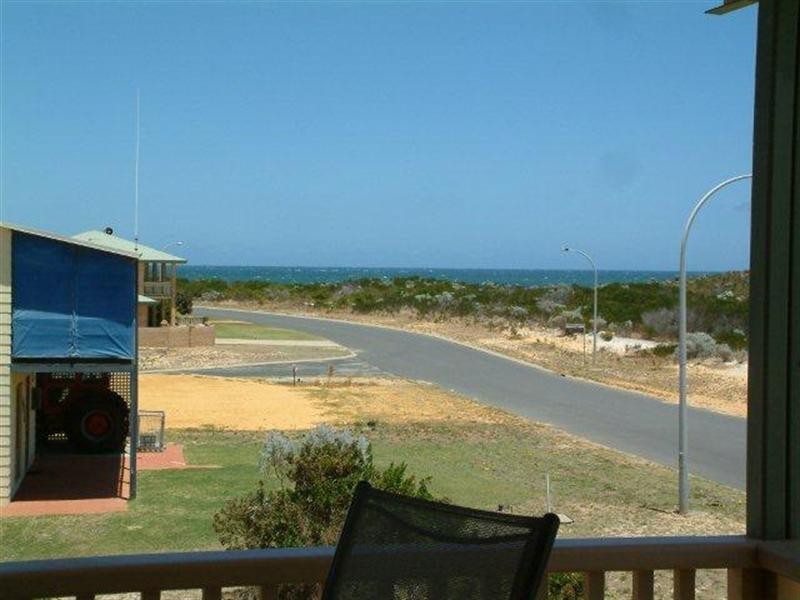 45 Robertson Road, Ledge Point WA 6043