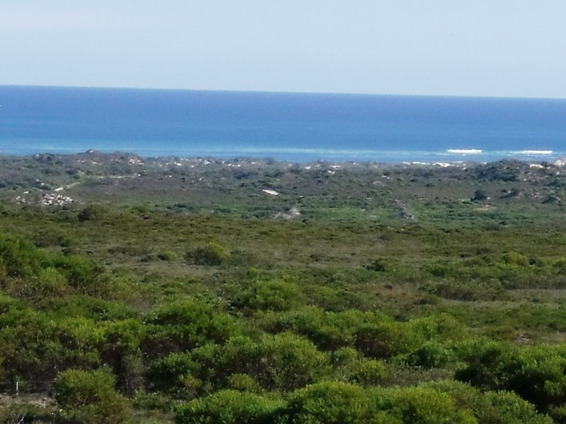 302 Pindari Place, Karakin WA 6044