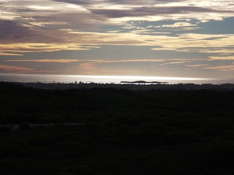 302 Pindari Place, Karakin WA 6044