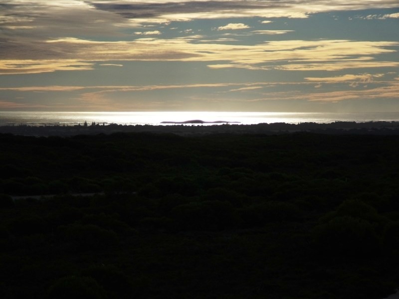 302 Pindari Place, Karakin WA 6044