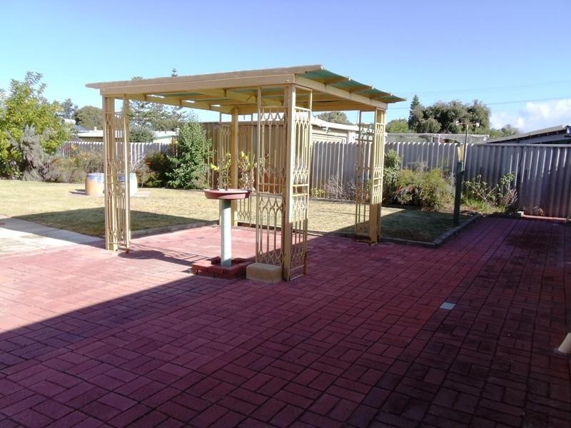 6 Newby Street, Lancelin WA 6044