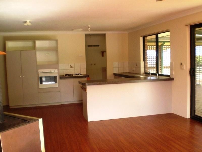 35 Sandalwood Road, Gabbadah WA 6041