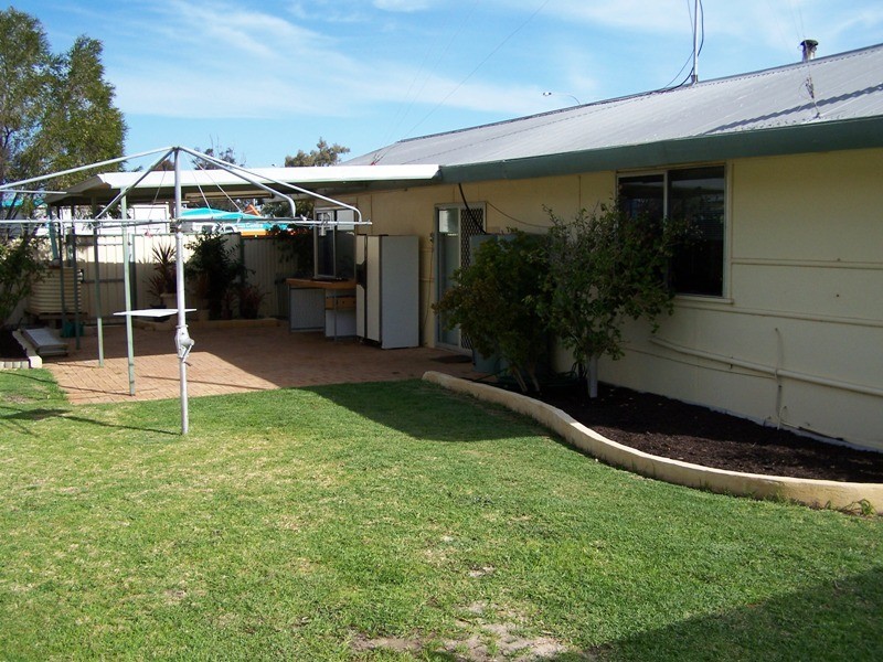 61 Fenton Place, Wongan Hills WA 6603