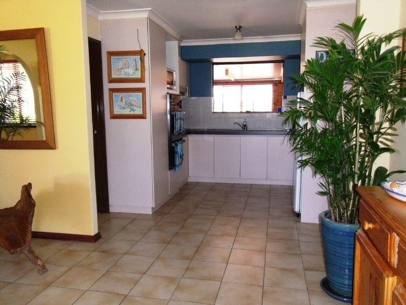 4 Dewar Way, Ledge Point WA 6043