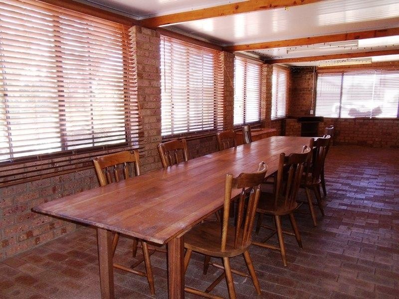 4 Dewar Way, Ledge Point WA 6043