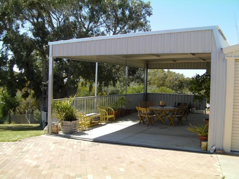 4 Dewar Way, Ledge Point WA 6043