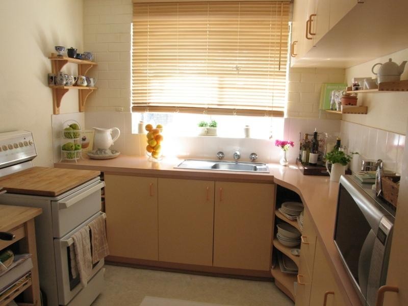 2 Walker Avenue, Lancelin WA 6044