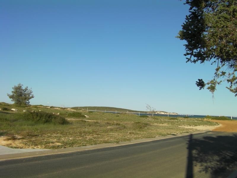 3 Desert Road, Lancelin WA 6044