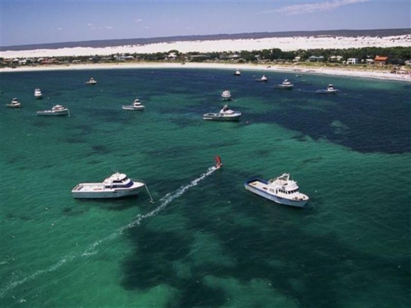 56 Gingin Road, Lancelin WA 6044