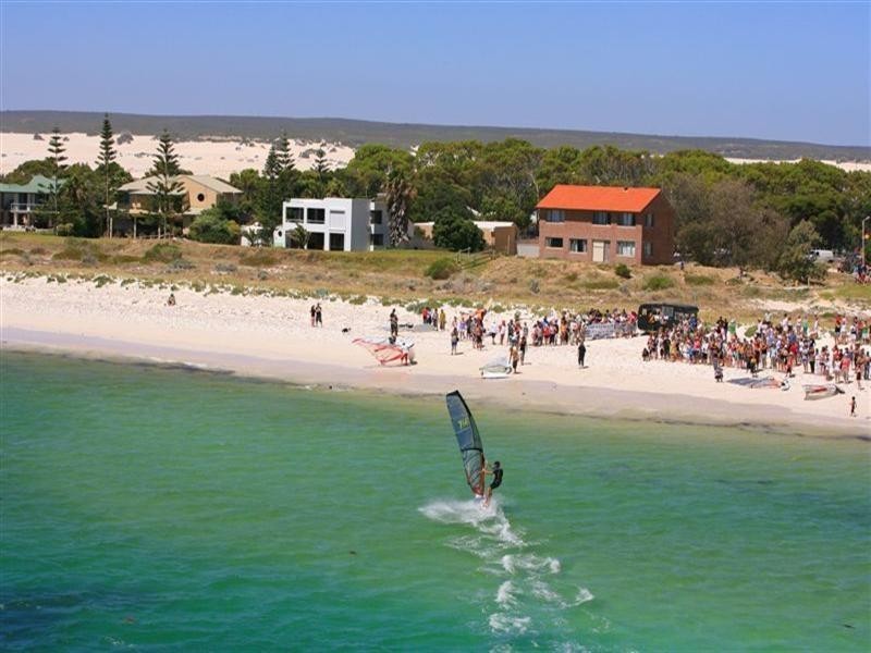 56 Gingin Road, Lancelin WA 6044