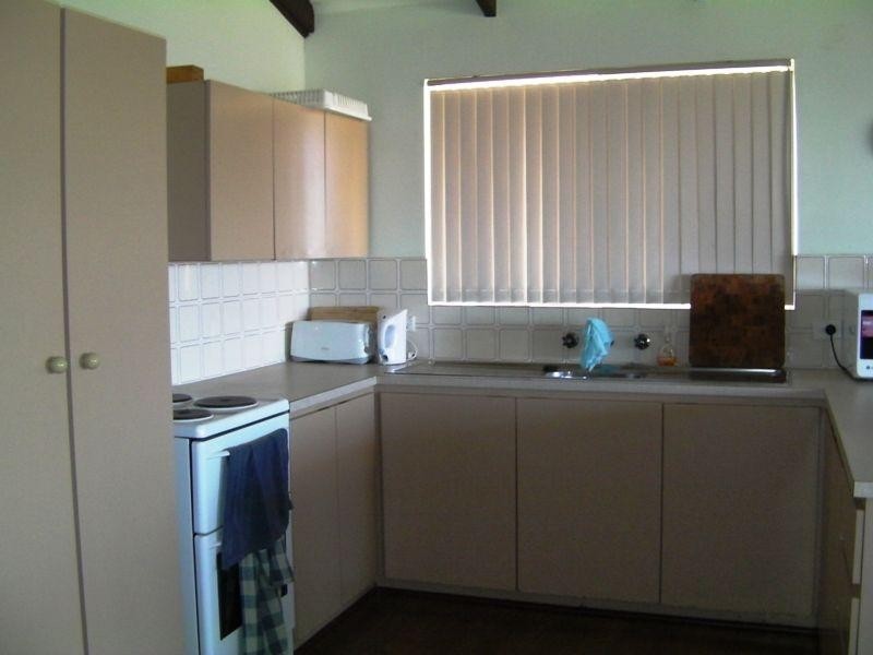 25 Gingin Road, Lancelin WA 6044