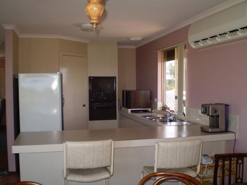 5/8 Collett Place, Guilderton WA 6041