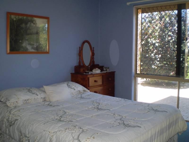 5/8 Collett Place, Guilderton WA 6041