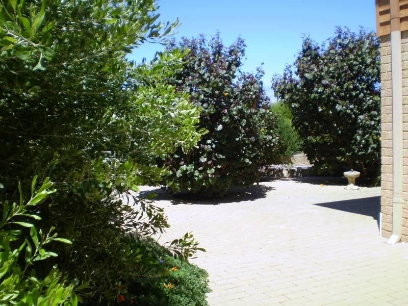 5/8 Collett Place, Guilderton WA 6041