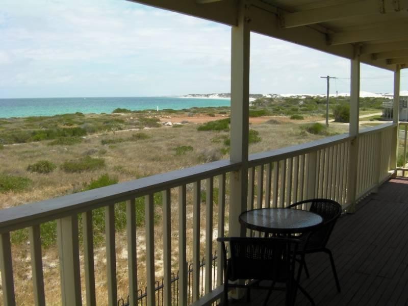 4 Hawcroft Place, Lancelin WA 6044