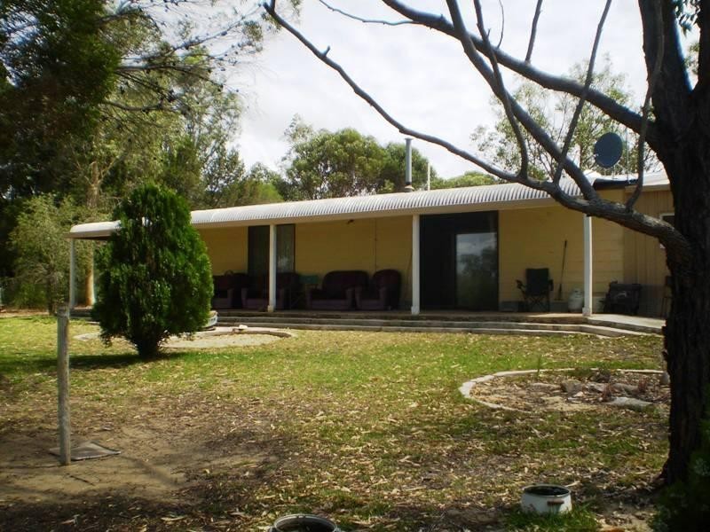 70 Kangaroo Way, Lancelin WA 6044