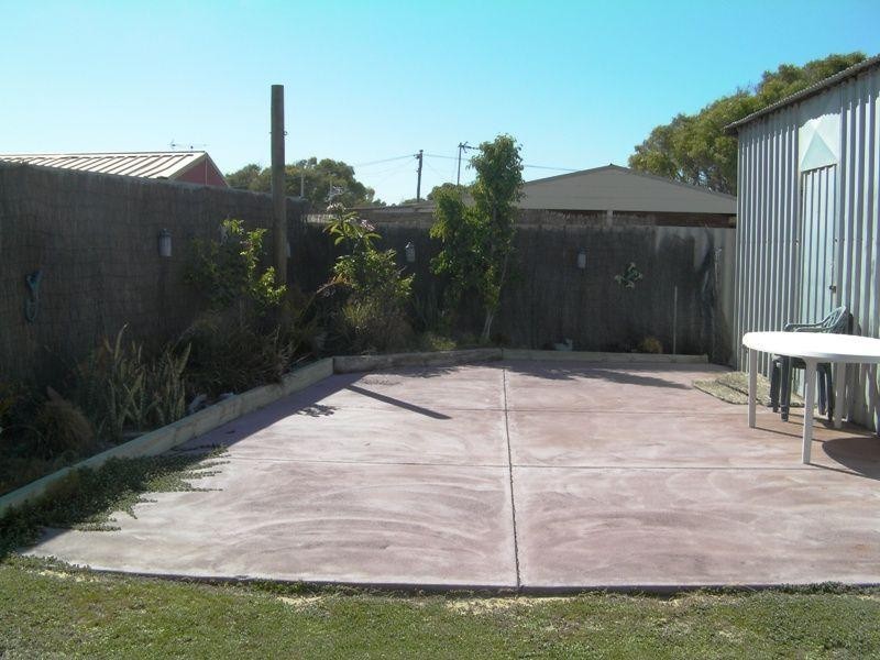 2 Ellis Court, Lancelin WA 6044