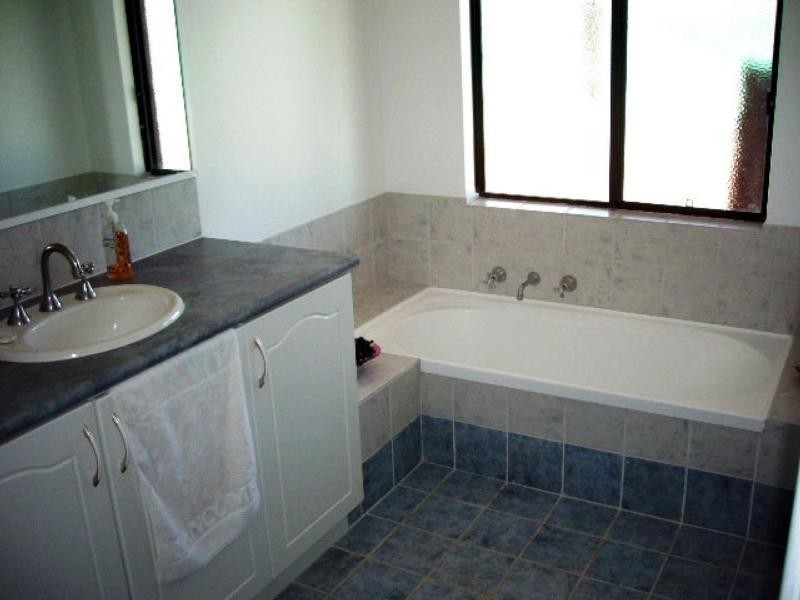 10 The Lookout, Karakin WA 6044