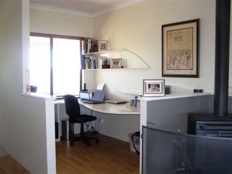 10 The Lookout, Karakin WA 6044