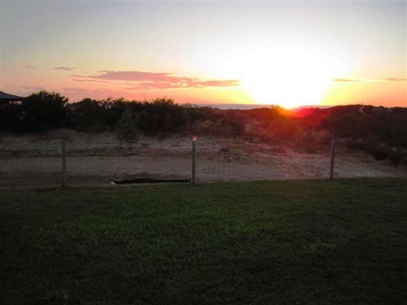 10 The Lookout, Karakin WA 6044