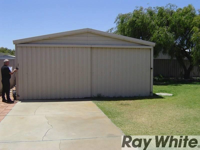 5 Bateman Way, Lancelin WA 6044