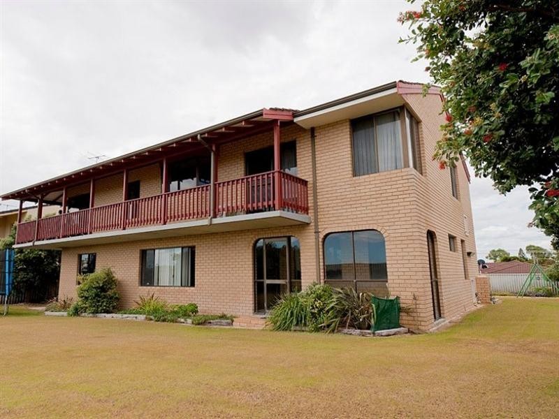 72 Gingin Road, Lancelin WA 6044