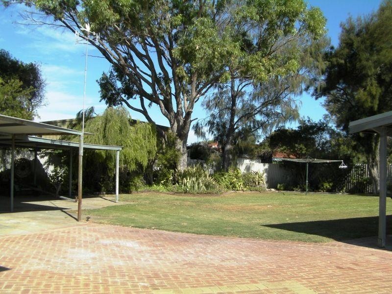 18 Rennie Crescent, Lancelin WA 6044