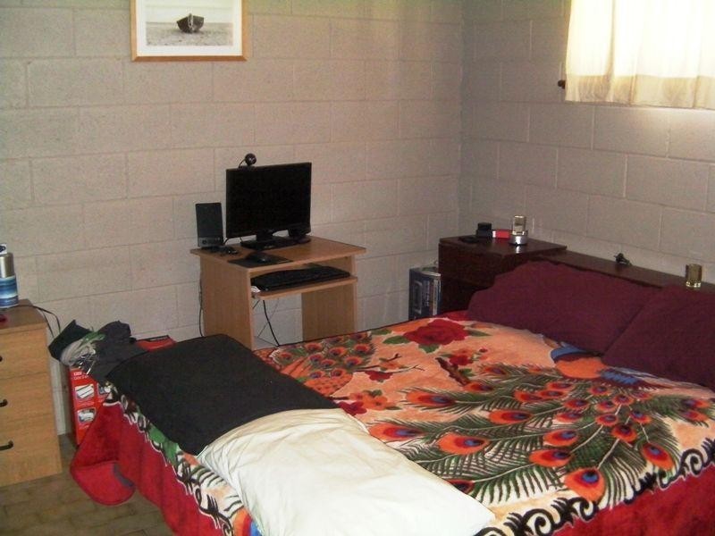 1/6 Cray Street, Lancelin WA 6044