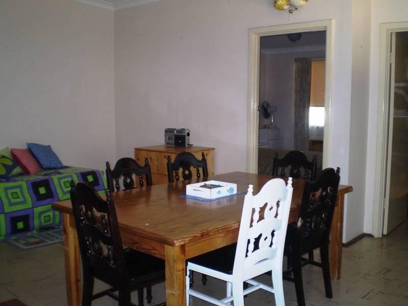 2/62 Cockram Street, Lancelin WA 6044