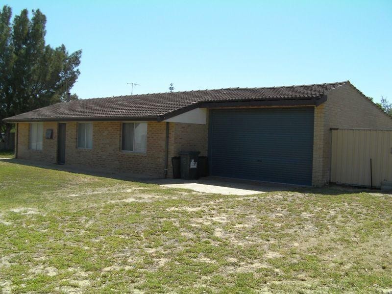 15 Whitfield Street, Lancelin WA 6044