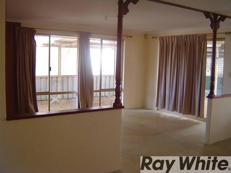 218 Sovereign Hill Drive, Gabbadah WA 6041