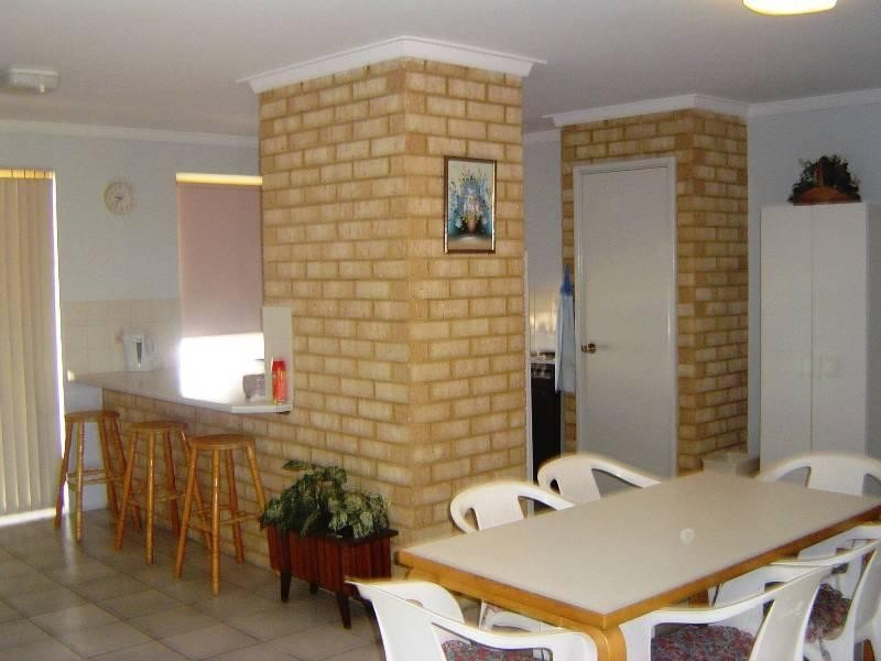 1 18 Wedge Street, Ledge Point WA 6043