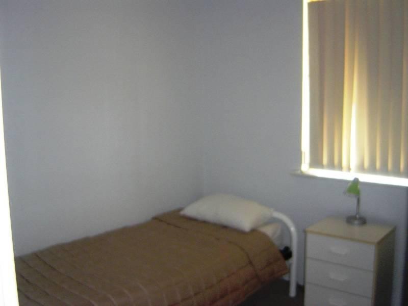 1 18 Wedge Street, Ledge Point WA 6043