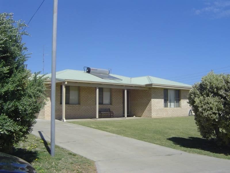 1 18 Wedge Street, Ledge Point WA 6043