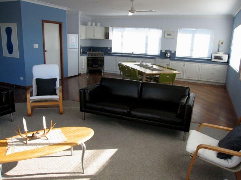 1/20 Desert Road, Lancelin WA 6044