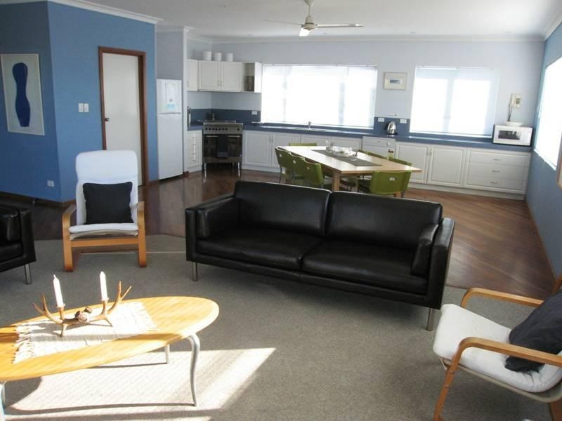 1/20 Desert Road, Lancelin WA 6044