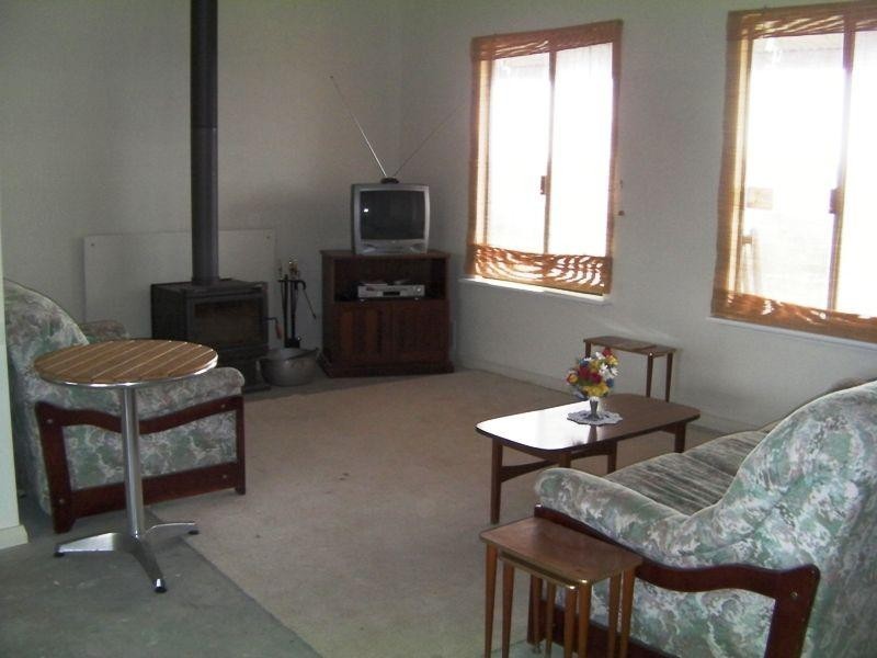 115 Indiana Crescent, Karakin WA 6044