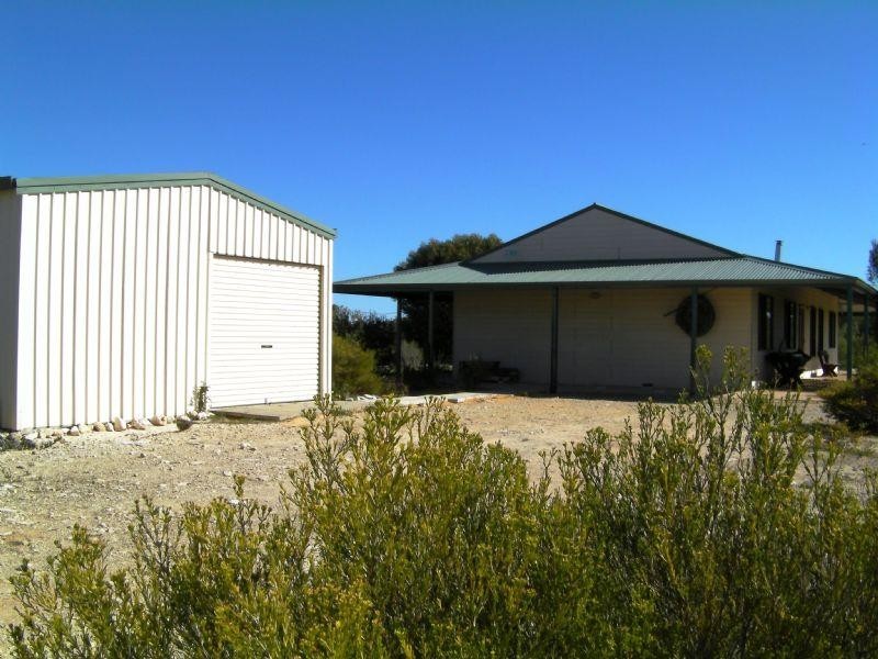 115 Indiana Crescent, Karakin WA 6044
