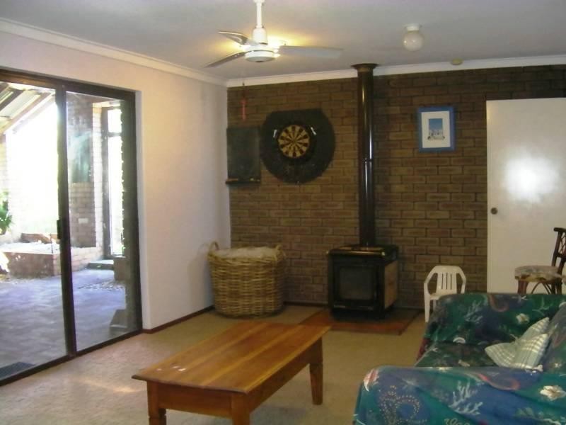 4 Ross Way, Lancelin WA 6044