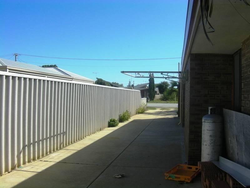 4 Ross Way, Lancelin WA 6044