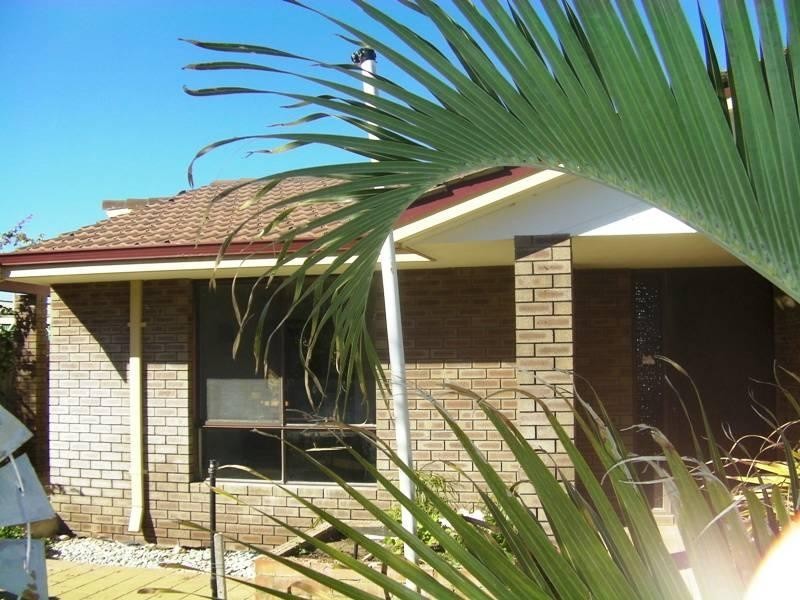 4 Ross Way, Lancelin WA 6044