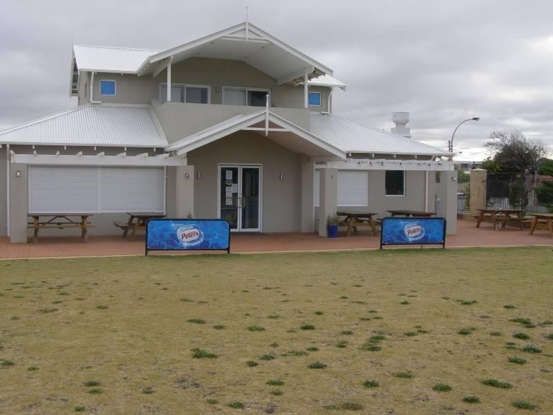 33/2 Robertson Road, Ledge Point WA 6043