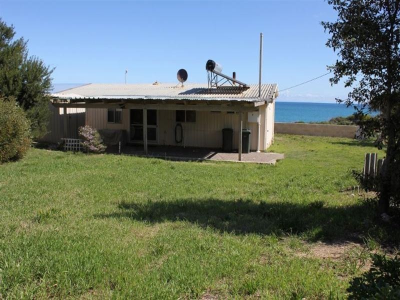 4 Turner Street, Seabird WA 6042