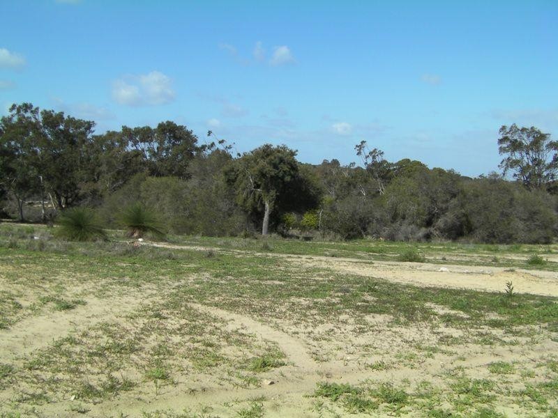 68 Kangaroo Way, Lancelin WA 6044