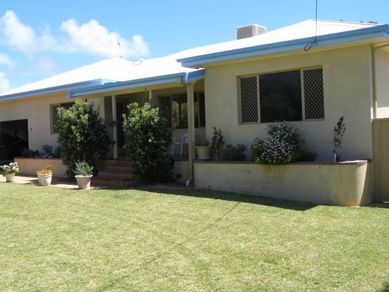 8 Gee Street, Lancelin WA 6044