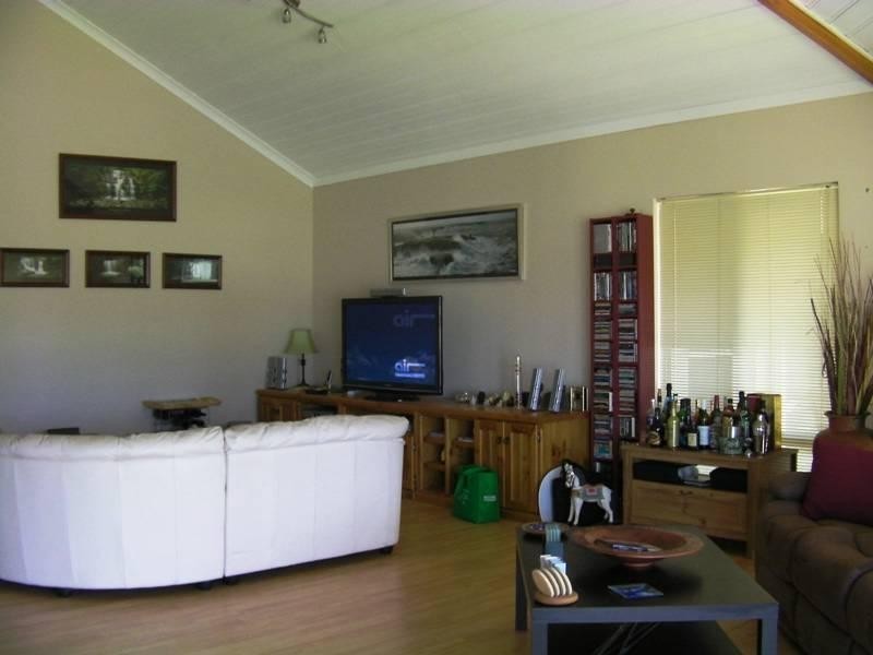 5 Hudson Street, Seabird WA 6042