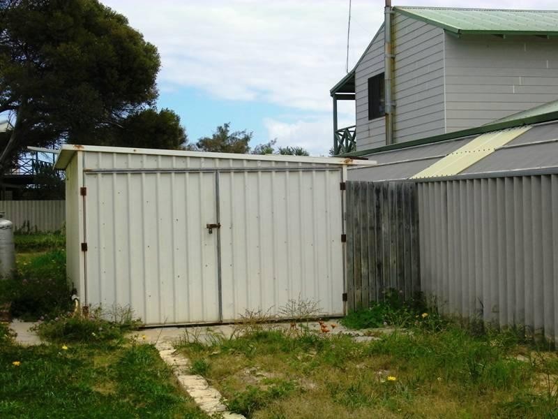 8 Desert Road, Lancelin WA 6044