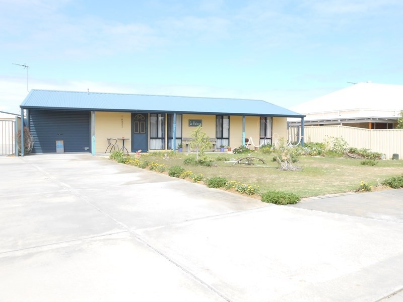 4A Dray Place, Lancelin WA 6044