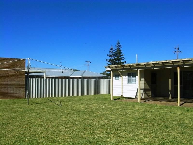 13 Rennie Crescent, Lancelin WA 6044
