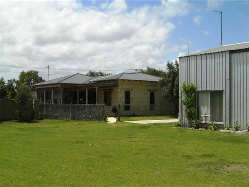 16 Masters Way, Lancelin WA 6044